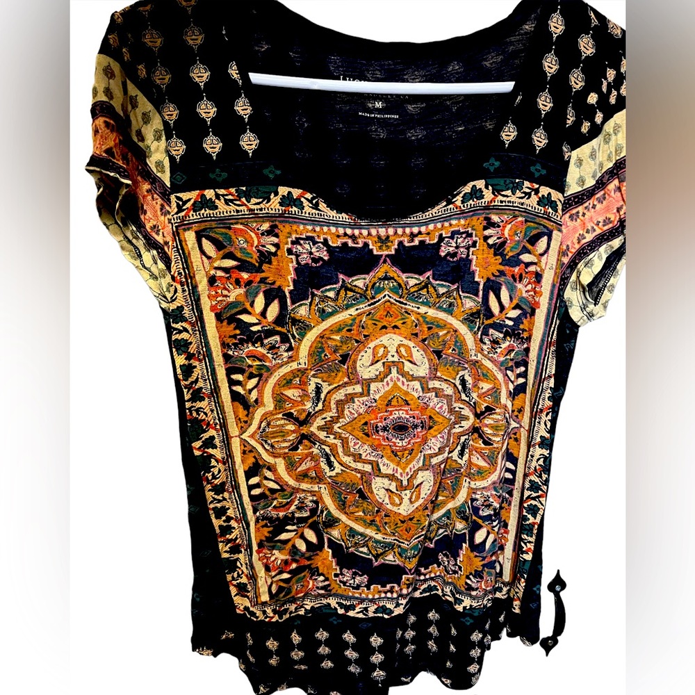 Lucky brand Tshirt, sz M. Moroccan print. Gently worn.